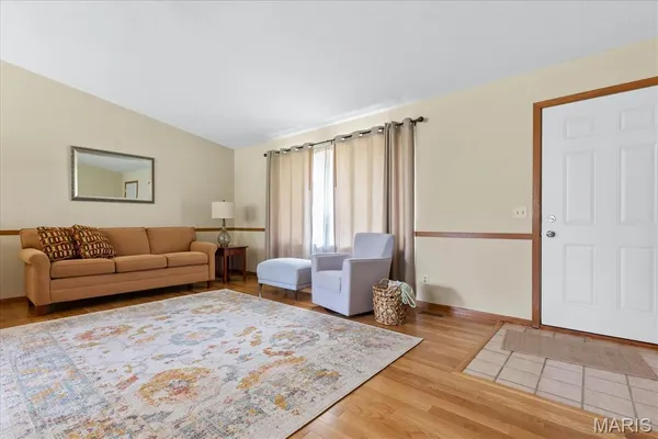 $425,000 | 27111 State Hwy U, Warrenton, MO 63383