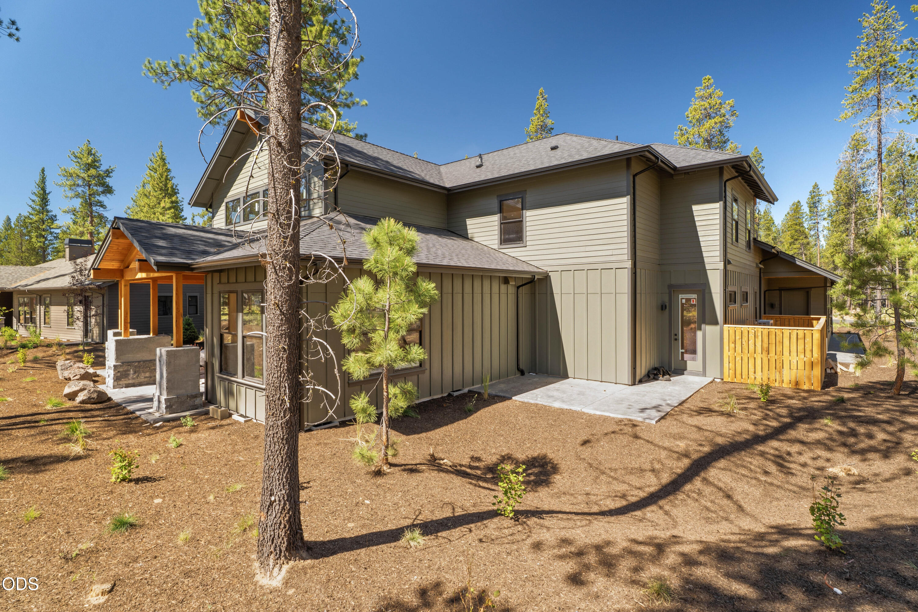 17780 Preservation Loop, Unit 486 Bend, OR 97707 - Photo 3 of 43