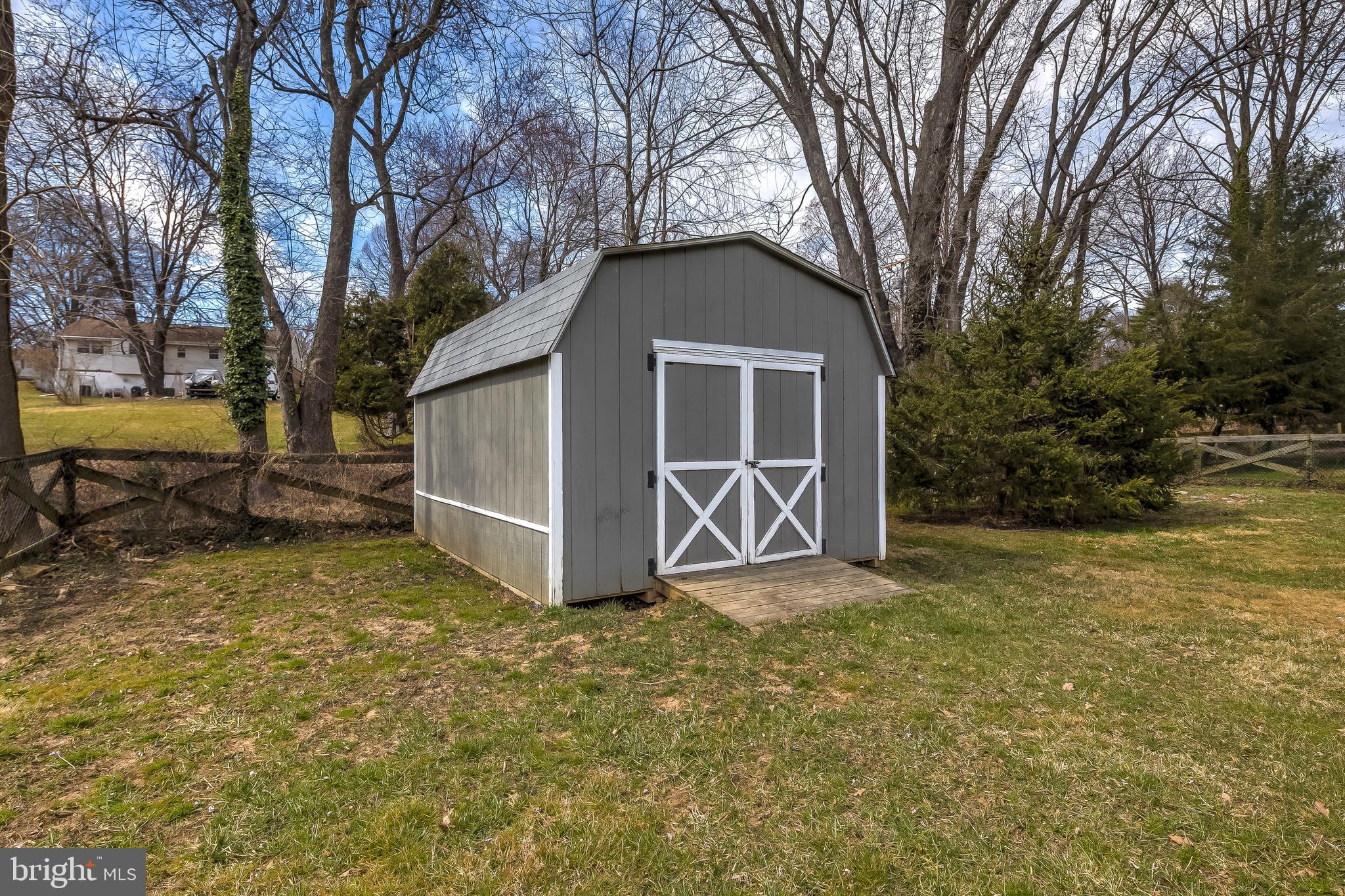 2902 Southview Road Ellicott City, MD 21042 - Photo 51 of 54 Shed conveys!