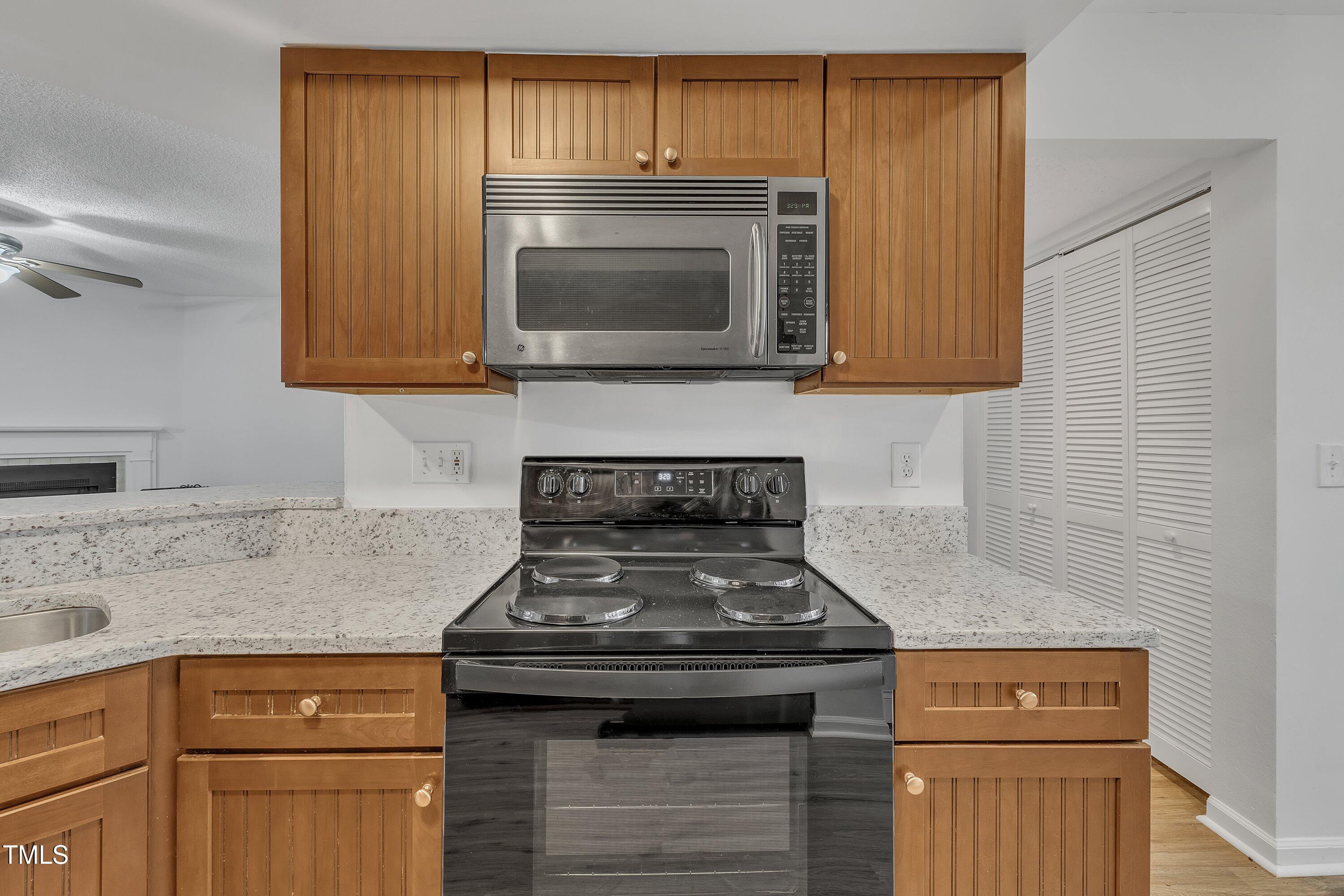 7929 Falcon Rest Circle Raleigh, NC 27615 - Photo 8 of 36 15-7929 Falcon Rest Cir-19