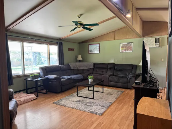 $220,000 | 621 West Street, Beaver Dam, WI 53916