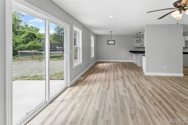 $319,000 | 1122 Redwing Court, Grafton, IL 62037