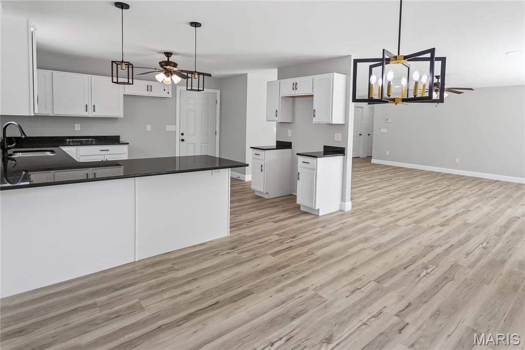 1122 Redwing Court Grafton, IL 62037 - Photo 15 of 39