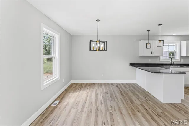 $319,000 | 1122 Redwing Court, Grafton, IL 62037