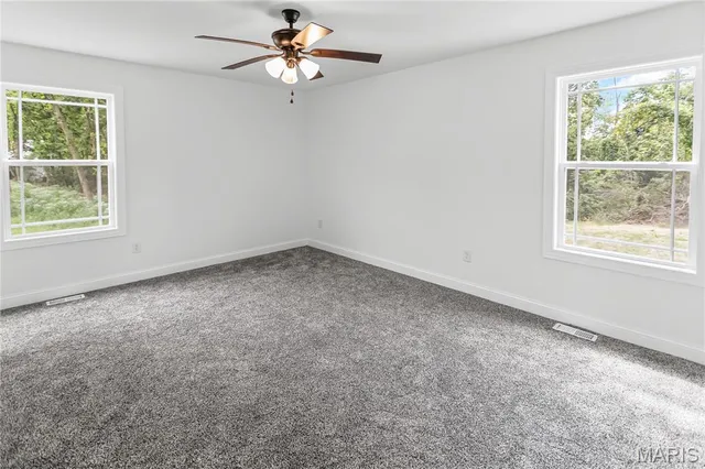 $319,000 | 1122 Redwing Court, Grafton, IL 62037