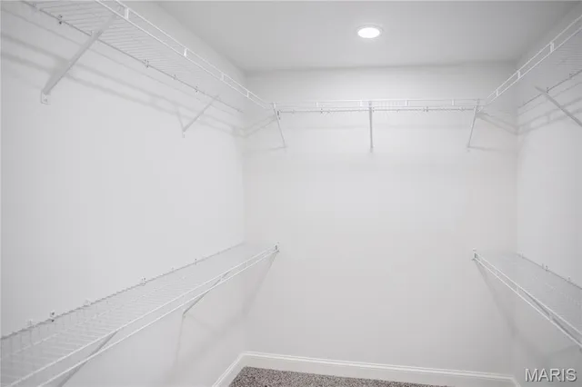 $319,000 | 1122 Redwing Court, Grafton, IL 62037