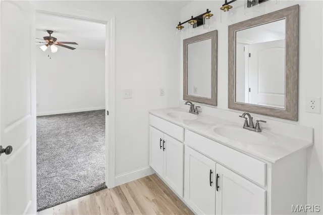 $319,000 | 1122 Redwing Court, Grafton, IL 62037