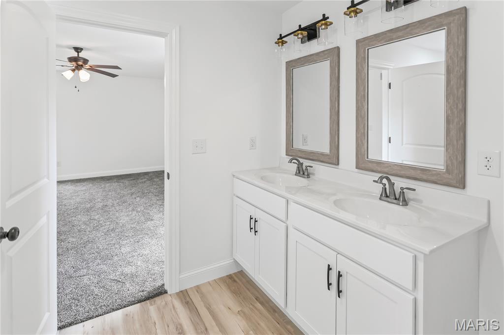 1122 Redwing Court Grafton, IL 62037 - Photo 31 of 39