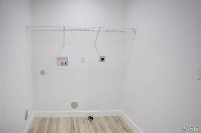 $319,000 | 1122 Redwing Court, Grafton, IL 62037