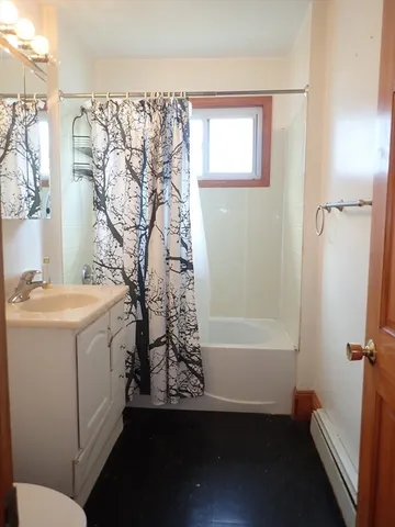 $429,800 | 10 Almont Avenue, Worcester, MA 01604