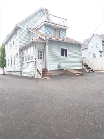 $429,800 | 10 Almont Avenue, Worcester, MA 01604