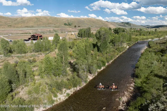 $2,970,000 | 14567 South Us Highway, Bondurant, WY 82922