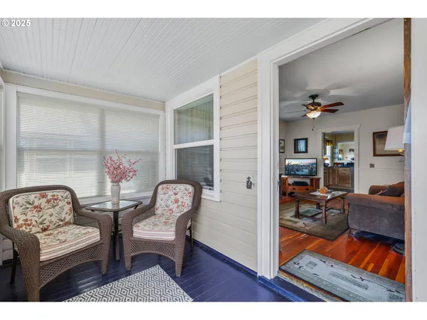 $375,000 | 310 North Canyon Boulevard, John Day, OR 97845