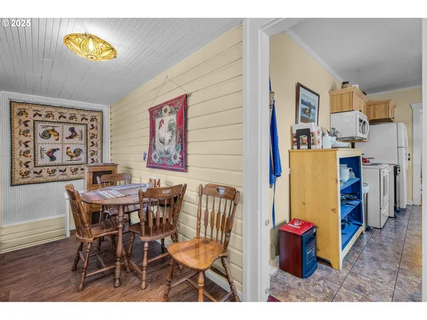 $375,000 | 310 North Canyon Boulevard, John Day, OR 97845