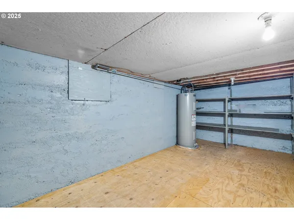 $375,000 | 310 North Canyon Boulevard, John Day, OR 97845