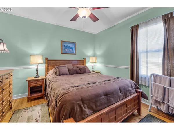 $375,000 | 310 North Canyon Boulevard, John Day, OR 97845