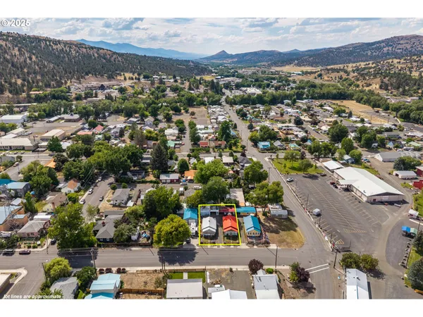 $375,000 | 310 North Canyon Boulevard, John Day, OR 97845