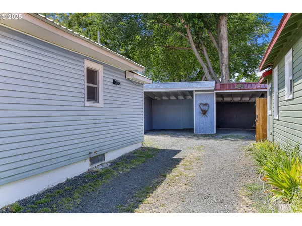 $375,000 | 310 North Canyon Boulevard, John Day, OR 97845