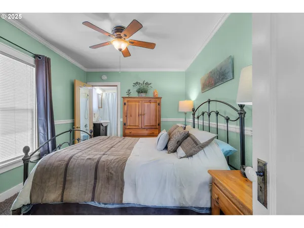 $375,000 | 310 North Canyon Boulevard, John Day, OR 97845