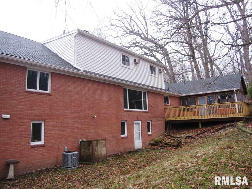 43 Watch Hill Road Rock Island, IL 61201 - Photo 14 of 16 Gallery Image 14