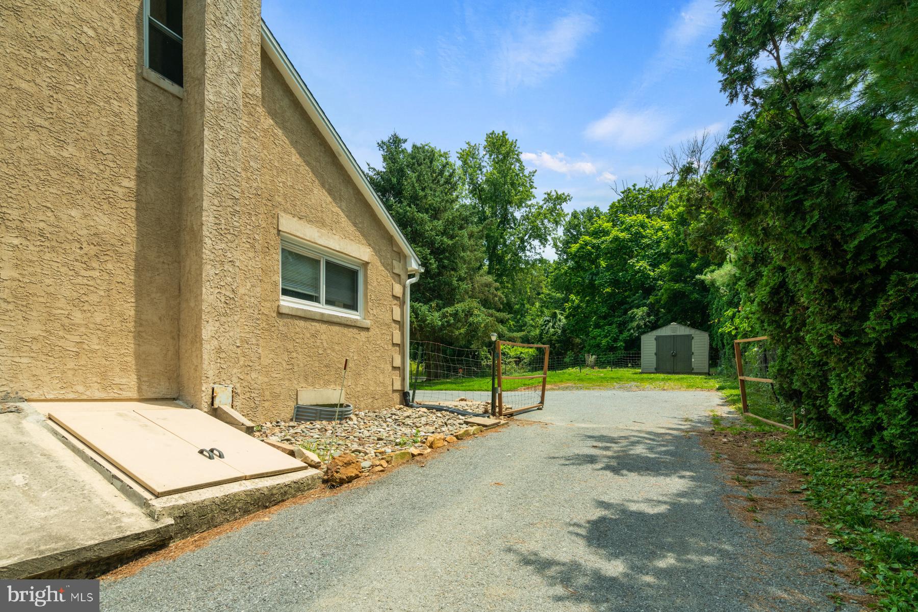 2881 Pricetown Road Temple, PA 19560 - Photo 6 of 31
