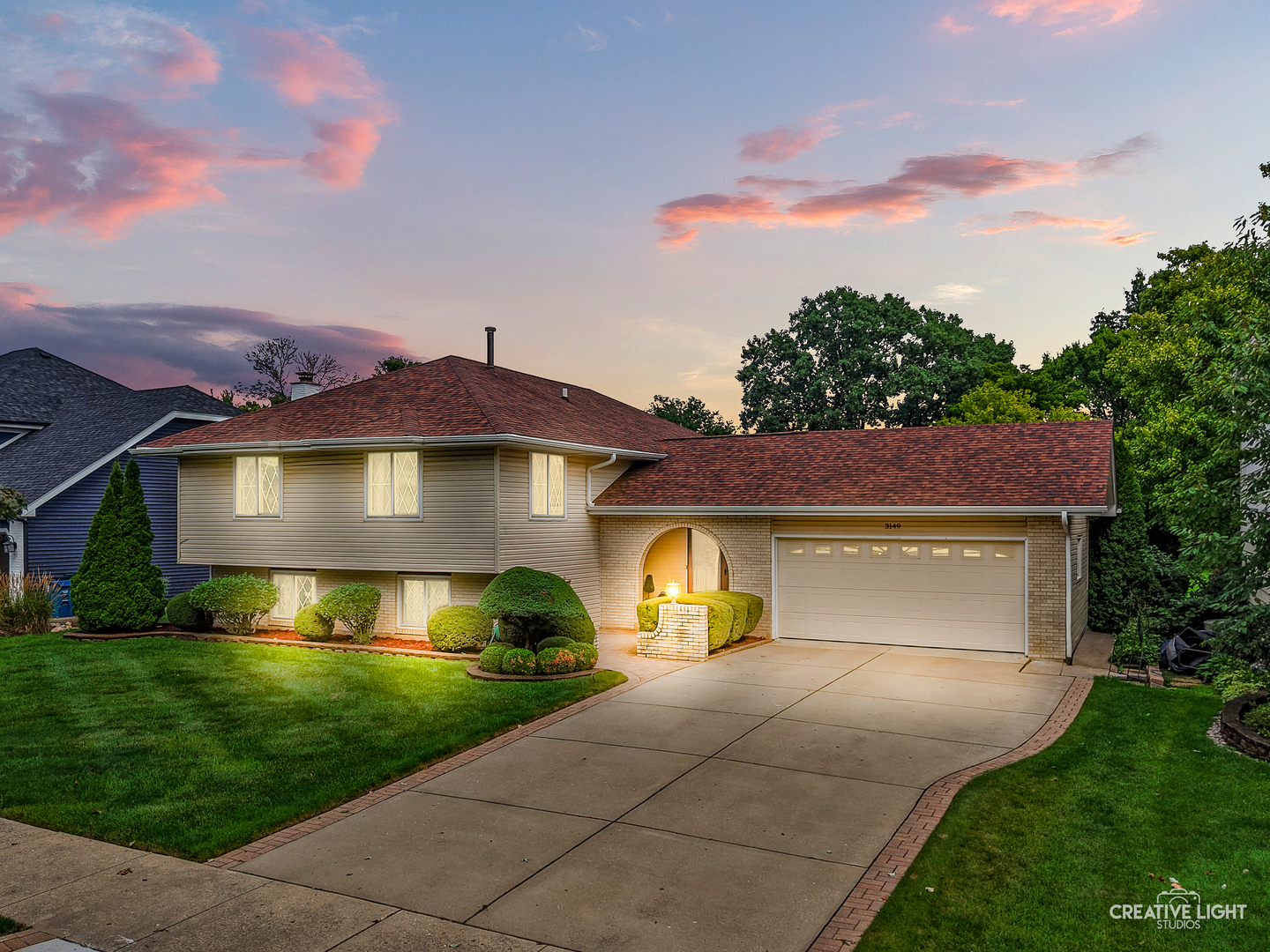 3149 Venard Road Downers Grove, IL 60515 - Photo 1 of 45 Gallery Image 1