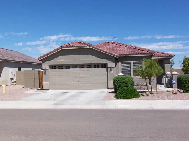 934 East Pedro Road Phoenix, AZ 85042 - Photo 1 of 6 Primary Photo
