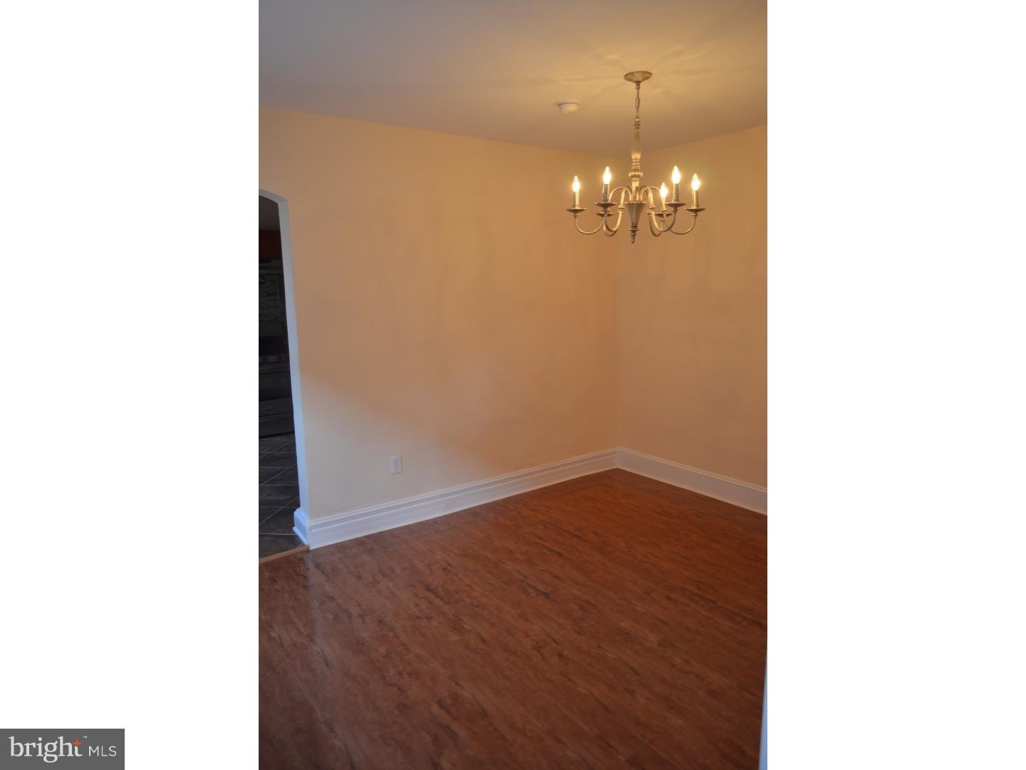 7318 Dungan Road Philadelphia, PA 19111 - Photo 4 of 25 Gallery Image 4