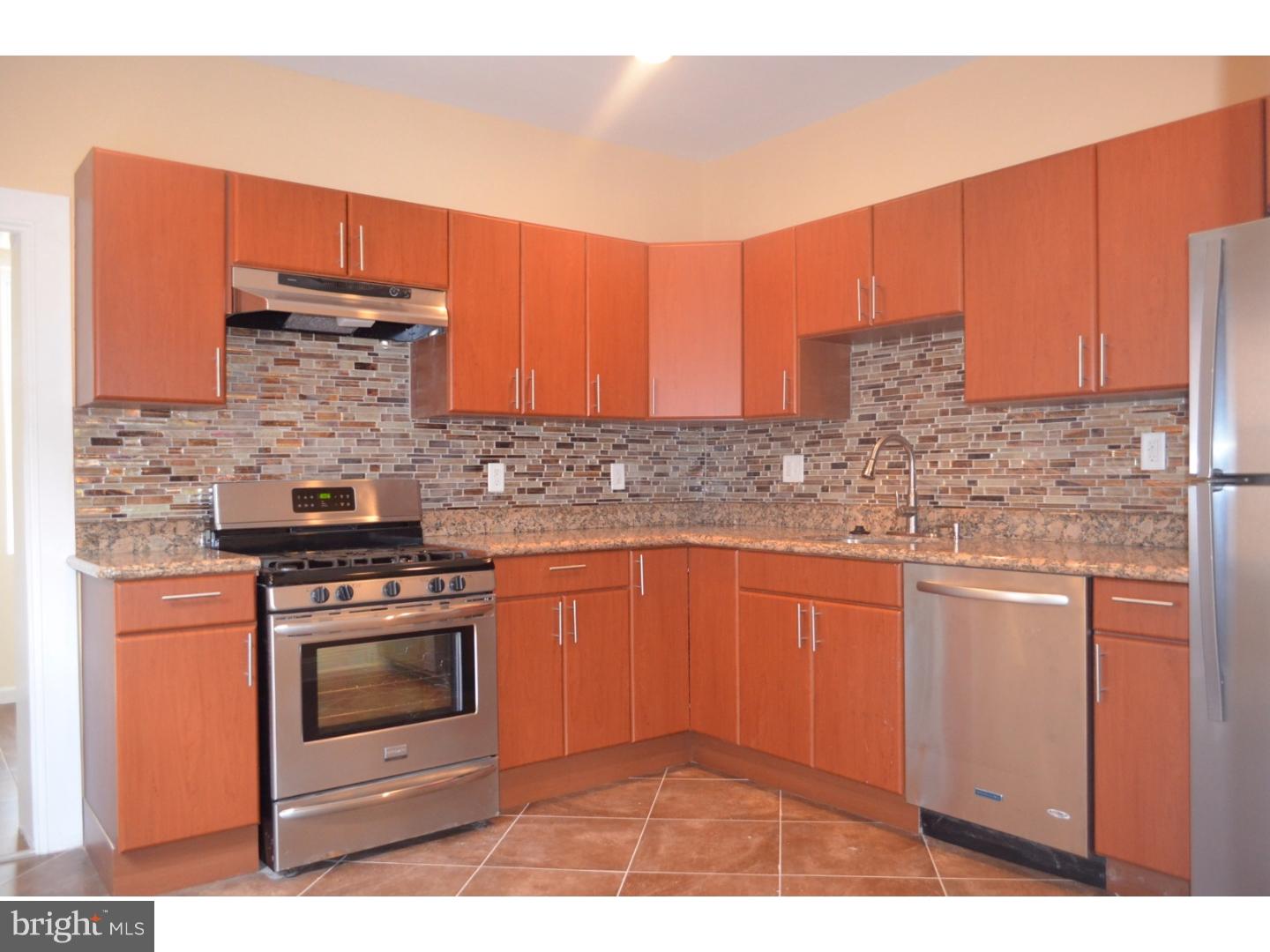 7318 Dungan Road Philadelphia, PA 19111 - Photo 5 of 25 Gallery Image 5