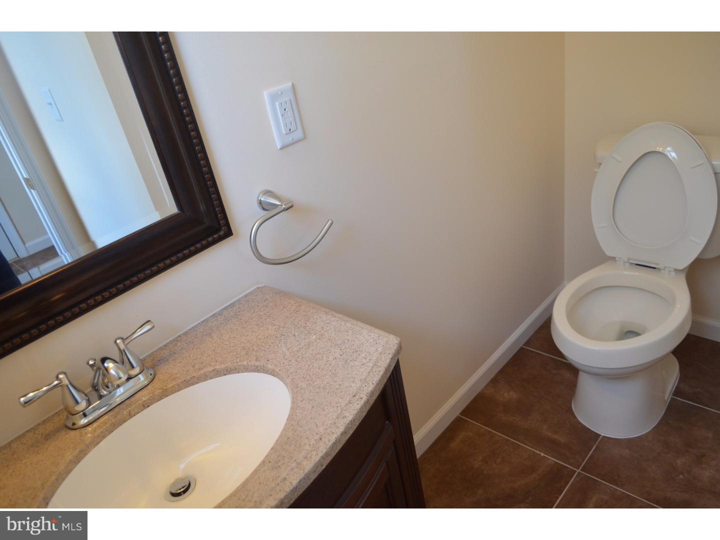 7318 Dungan Road Philadelphia, PA 19111 - Photo 7 of 25 Gallery Image 7