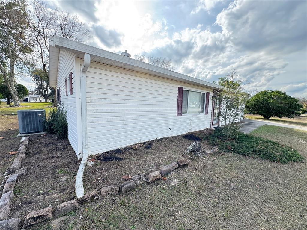 6286 Southwest 110th Street Ocala, FL 34476 - Photo 13 of 14 a view of a backyard