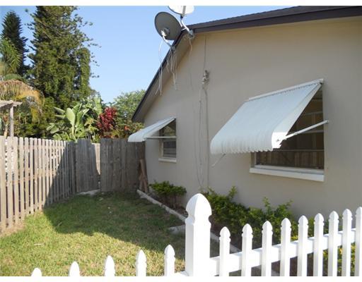 22821 Southwest 65th Boca Raton, FL 33428 - Photo 2 of 9 Additional Photo