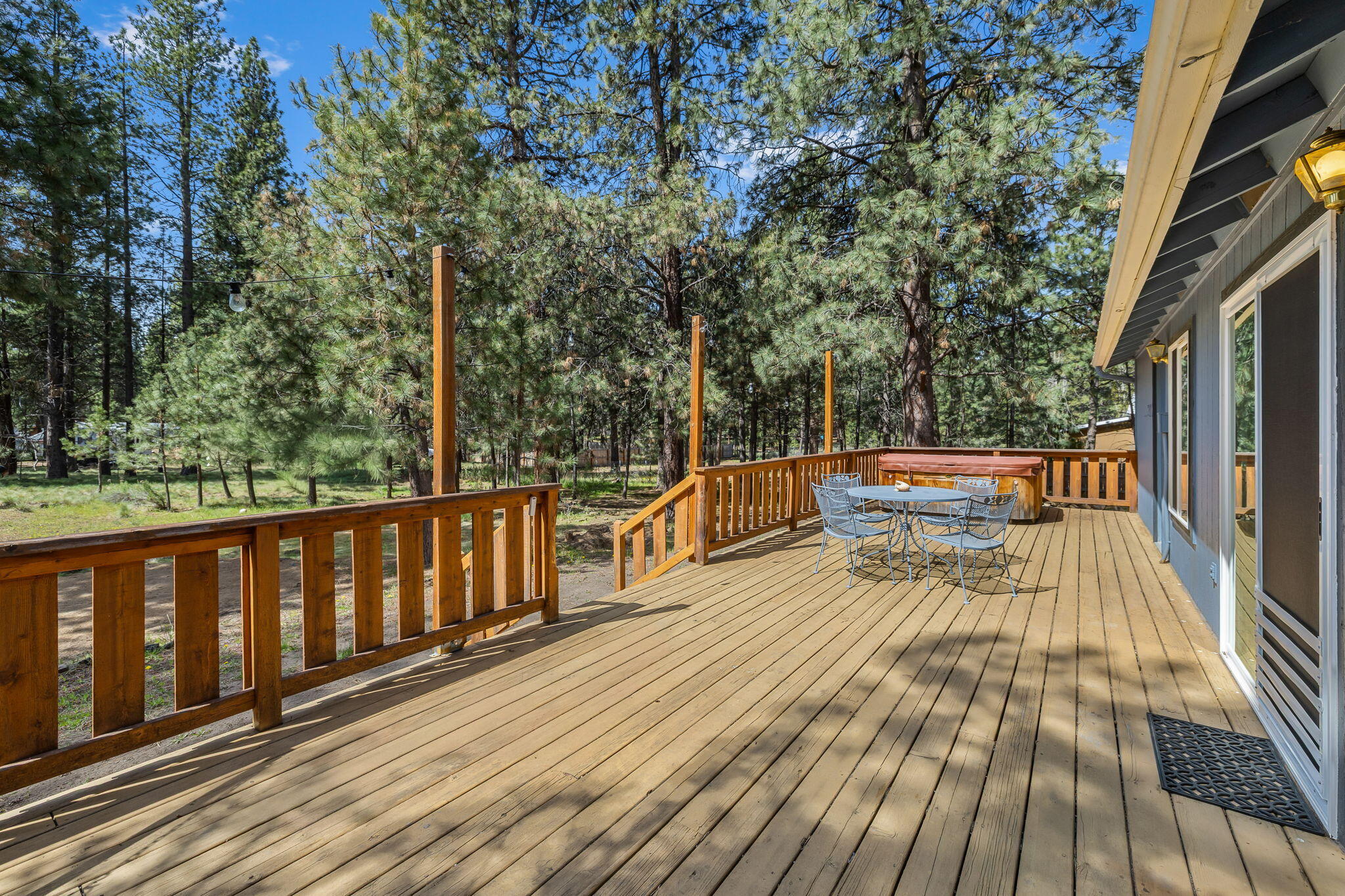 18887 Choctaw Road Bend, OR 97702 - Photo 34 of 38 Back Deck