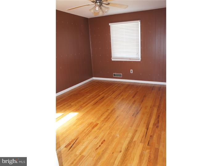 24 Candlestick Road Clementon, NJ 08021 - Photo 14 of 20 Bedroom 3