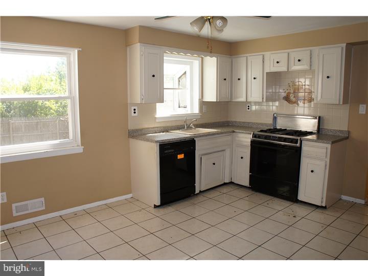 24 Candlestick Road Clementon, NJ 08021 - Photo 8 of 20