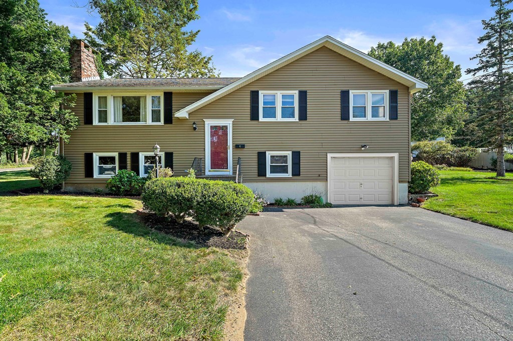 4 Robinwood Road Norwood, MA 02062 - Photo 1 of 36 Gallery Image 1