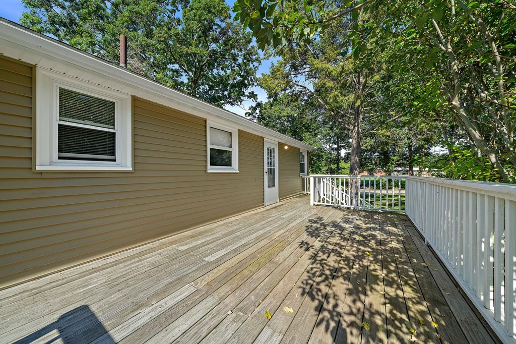 4 Robinwood Road Norwood, MA 02062 - Photo 28 of 36 Gallery Image 28
