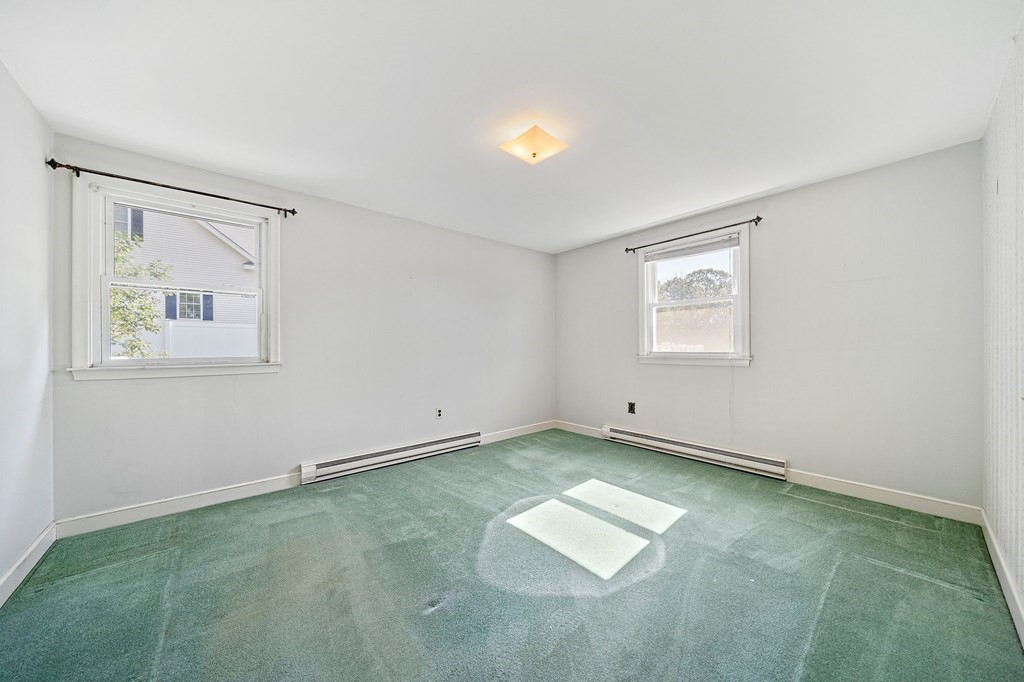 4 Robinwood Road Norwood, MA 02062 - Photo 10 of 36 Gallery Image 10