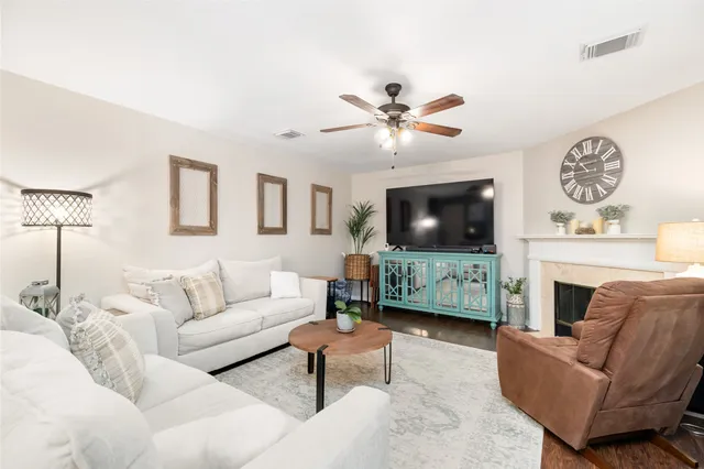 $2,750 | 19726 Morning Glory Terrace Court, Cypress, TX 77433