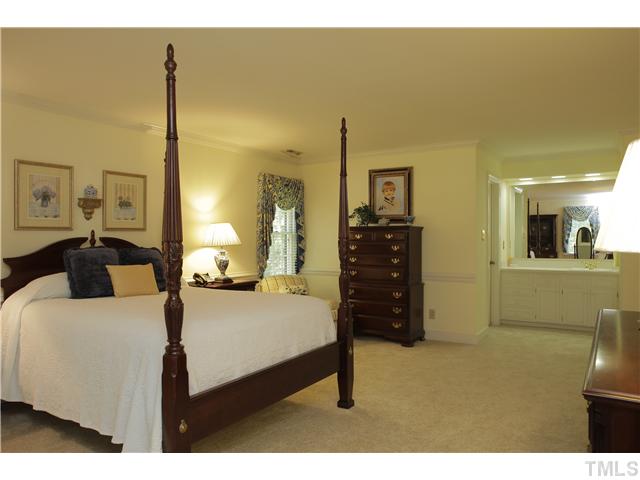 3512 Horseshoe Bend Raleigh, NC 27613 - Photo 17 of 25