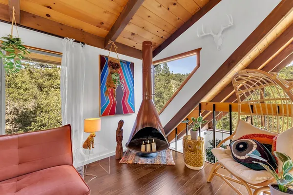 $875,000 | 26870 Robin Drive, Idyllwild, CA 92549