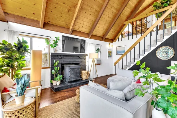 $875,000 | 26870 Robin Drive, Idyllwild, CA 92549