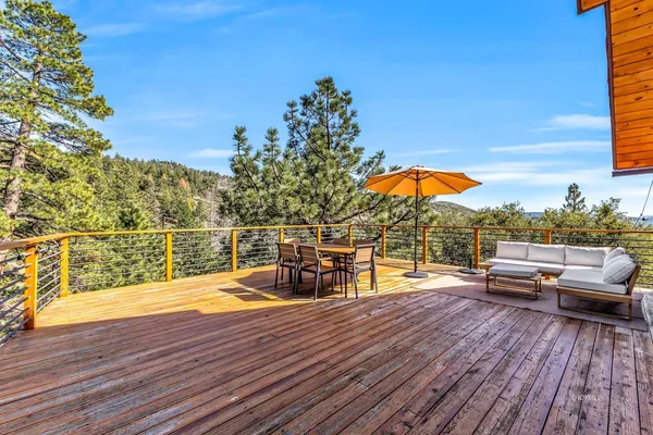 $875,000 | 26870 Robin Drive, Idyllwild, CA 92549