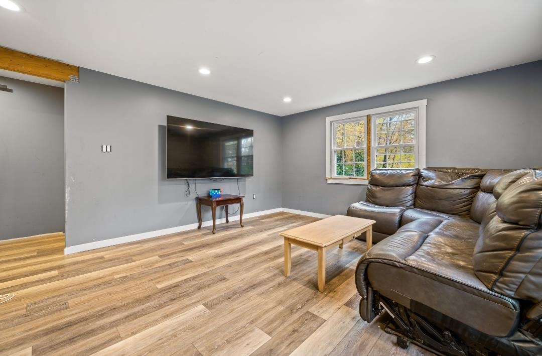 34 Highland Road New Boston, NH 03070 - Photo 10 of 39
