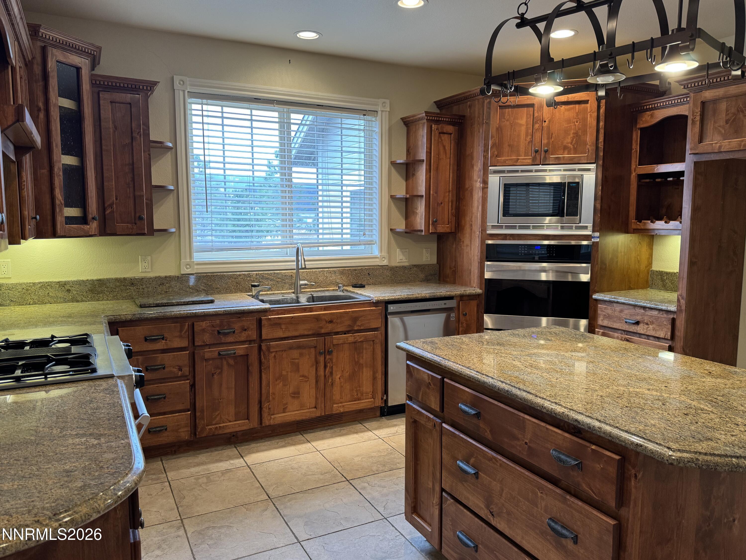 2020 Rocking Horse Road Gardnerville, NV 89410 - Photo 11 of 33 IMG_6564