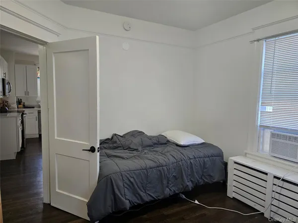 a view of walk in closet