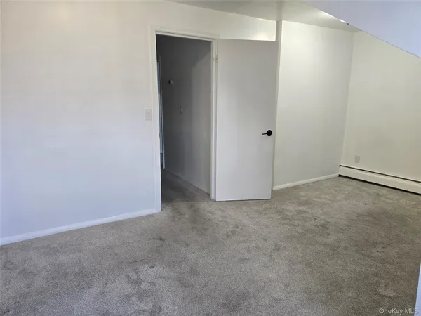 $3,300 | 61 Violet Avenue, Poughkeepsie, NY 12601