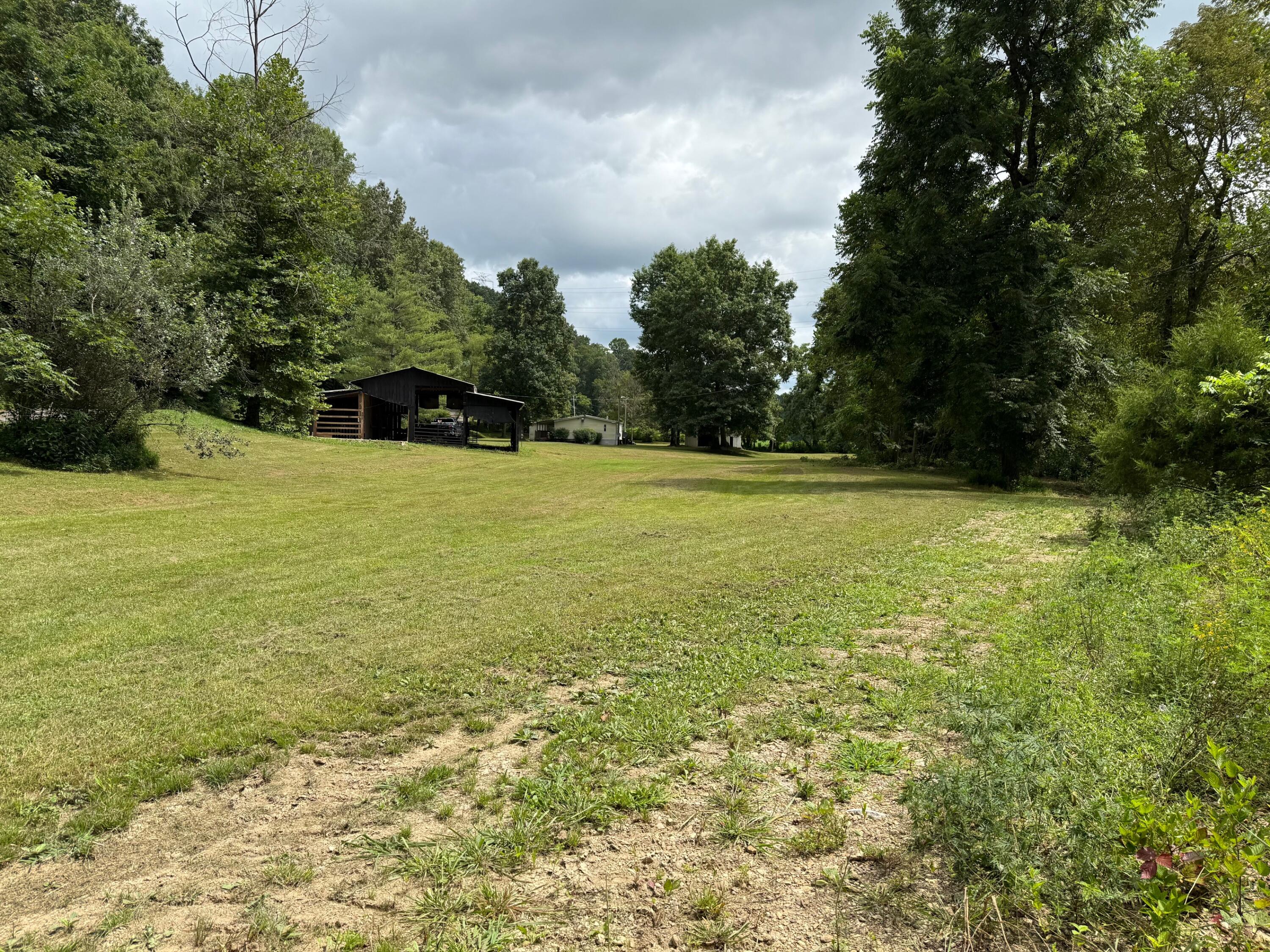 240 Hurricane Road Waynesburg, KY 40489 - Photo 37 of 43 IMG_0103