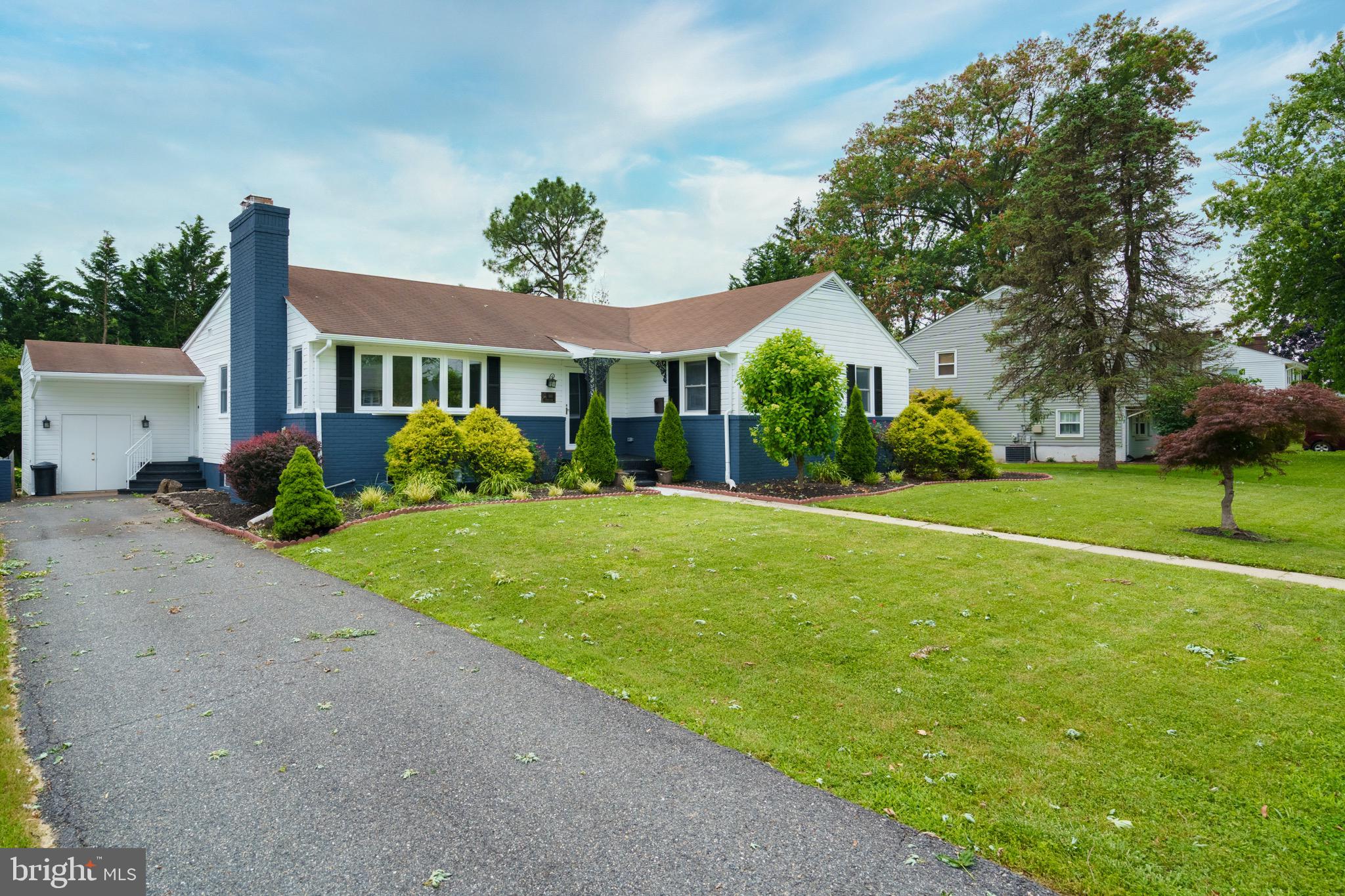 1611 Alston Road Towson, MD 21204 - Photo 2 of 37