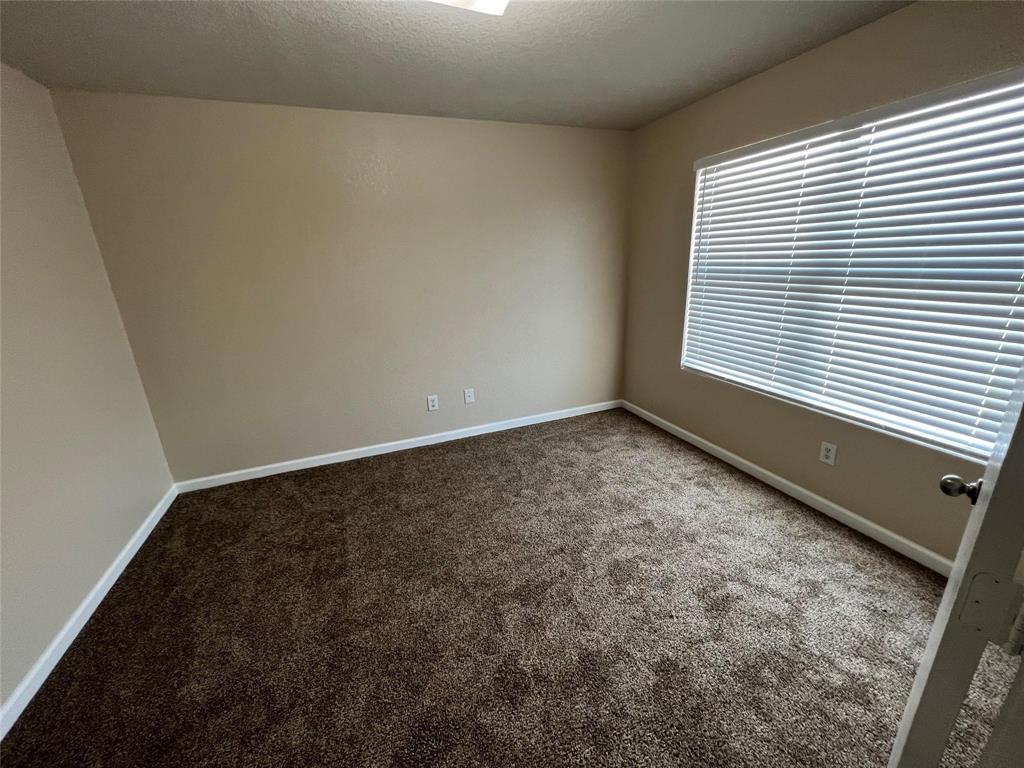 9953 Mt Pheasant Road Fort Worth, TX 76108 - Photo 7 of 15